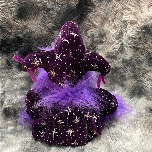 Two Vintage Purple Jester Dolls with Porcelain Heads and Bells - Picture 7 of 16